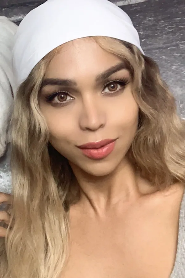 ts4straight's photo 8