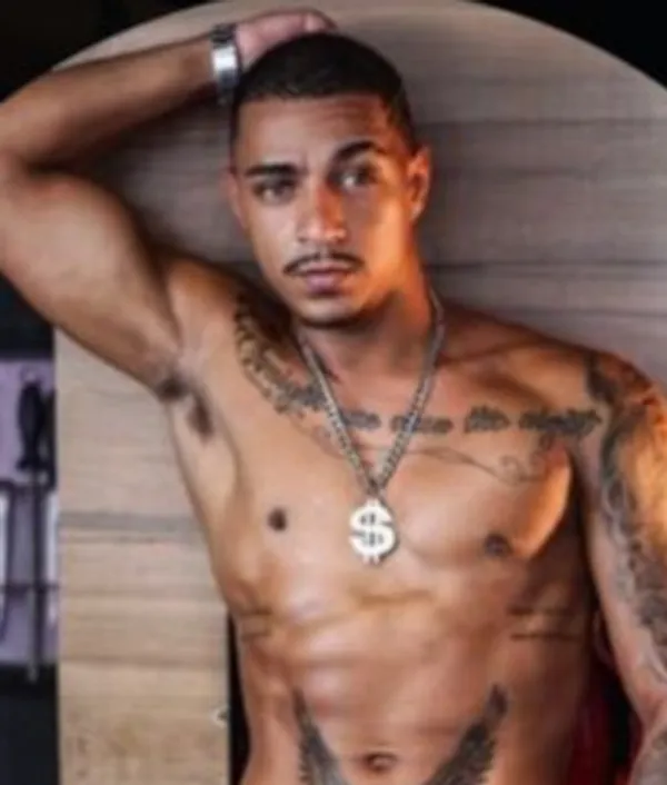 Tulio Hernandez's BabeWiki Profile