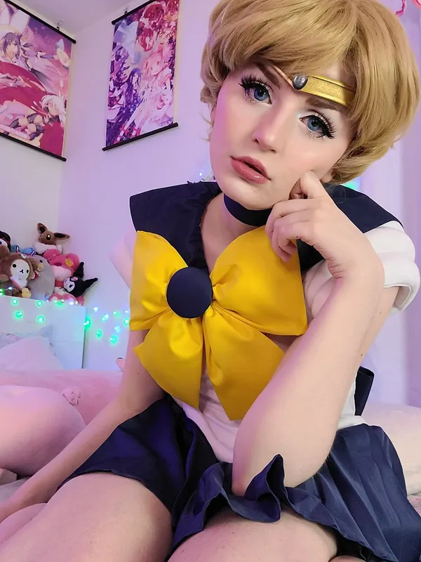 Tweetney's BabeWiki Profile