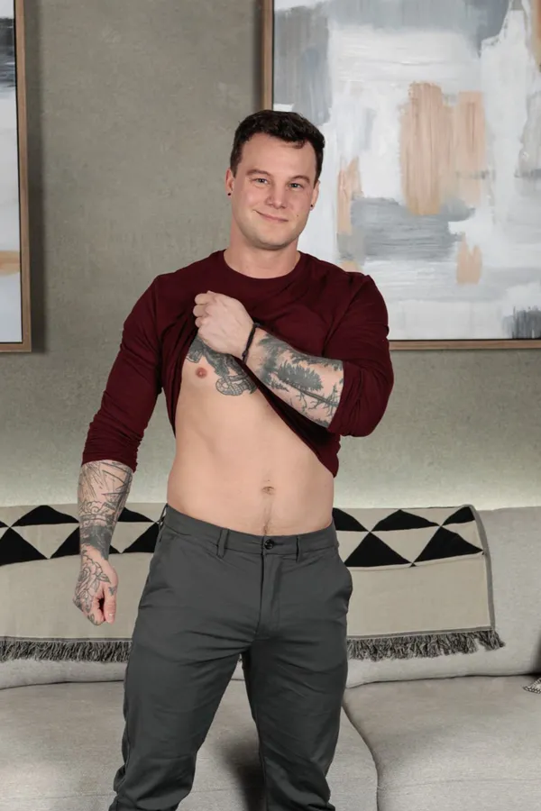 Tyler James's photo 4