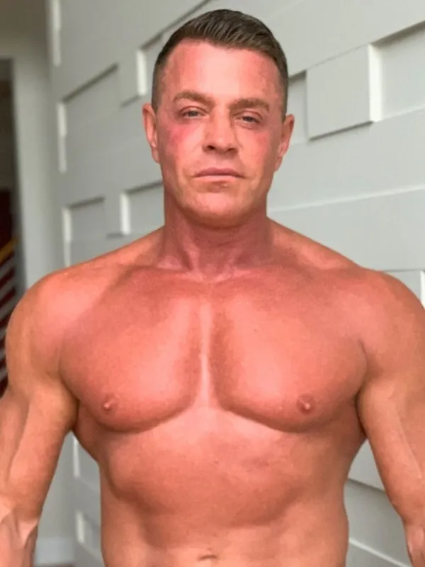 Tyler Saint's photo 7