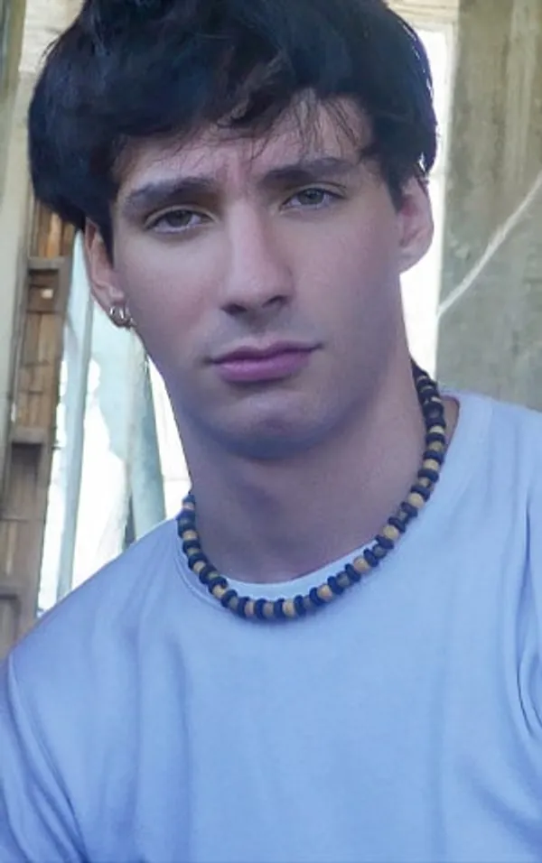Valen Di Giorio's BabeWiki Profile