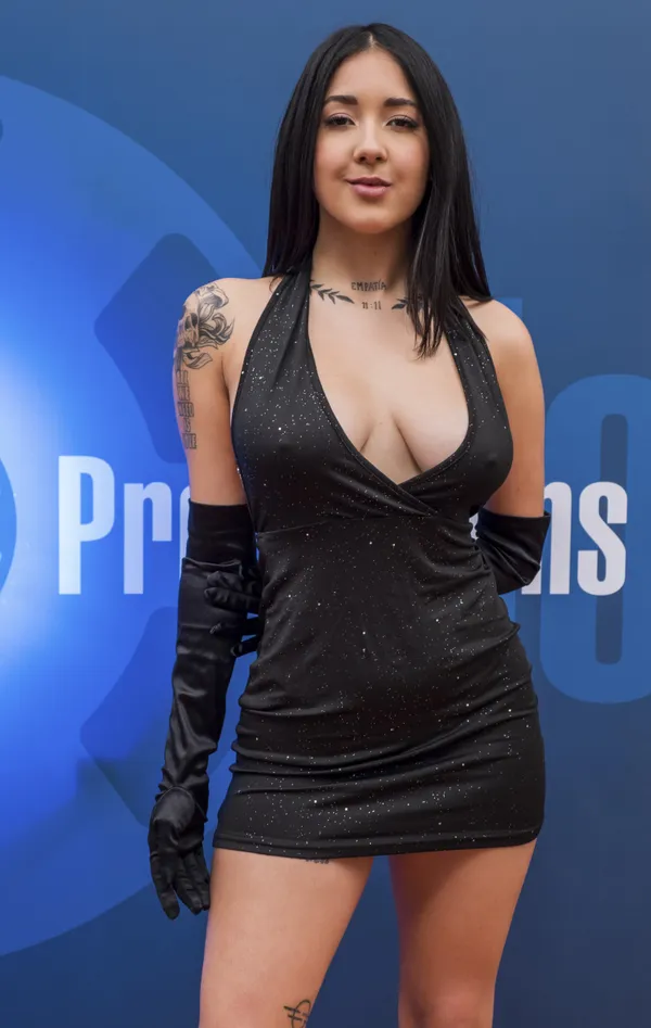 Valeria Valois's photo 3