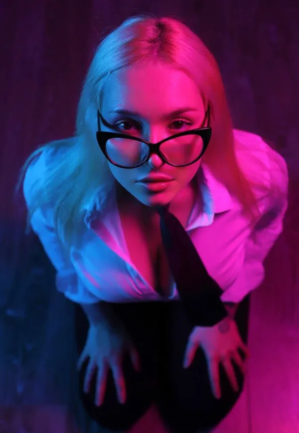 Valeria Watson's BabeWiki Profile