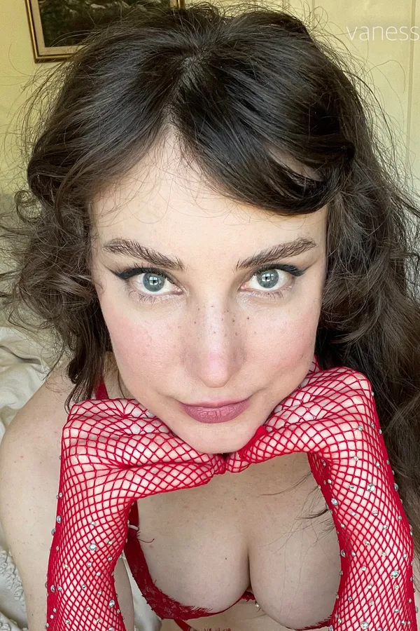 Vanessa Valentine's photo 5