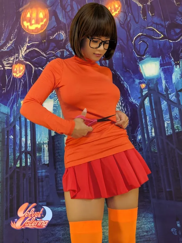 VelvetValie's photo 7