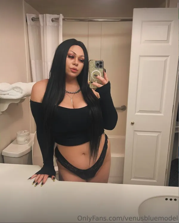 Venus Blue's BabeWiki Profile