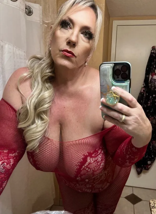 Venus Rising's photo 7