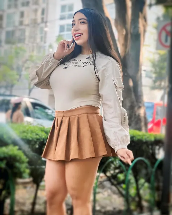 Verito Aguass's BabeWiki Profile