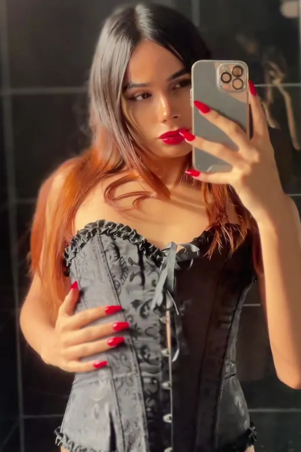 Veronica Del Rey's photo 3