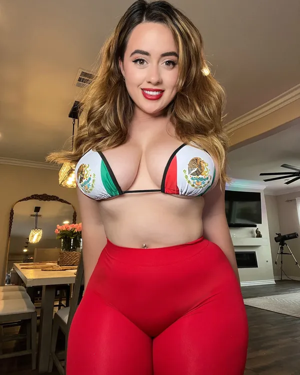 Veronica Rose XO's BabeWiki Profile