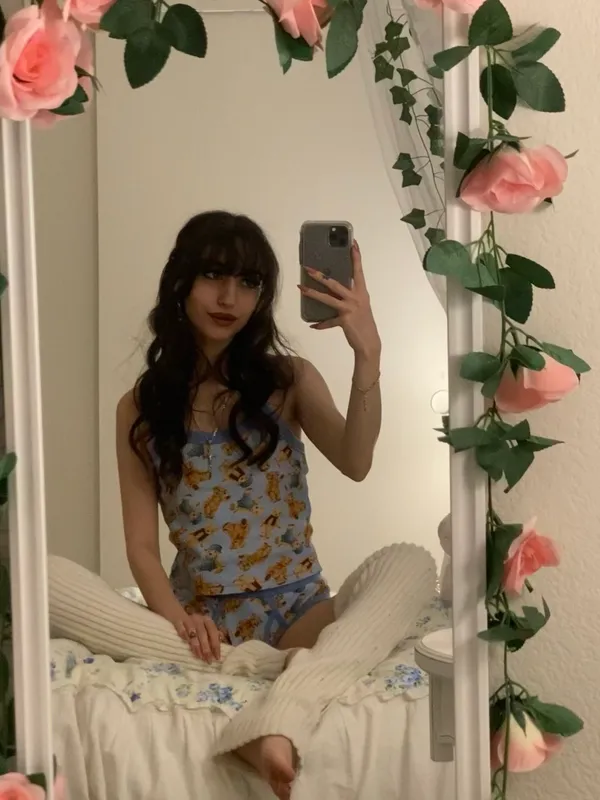 Veronica Violet's photo 3