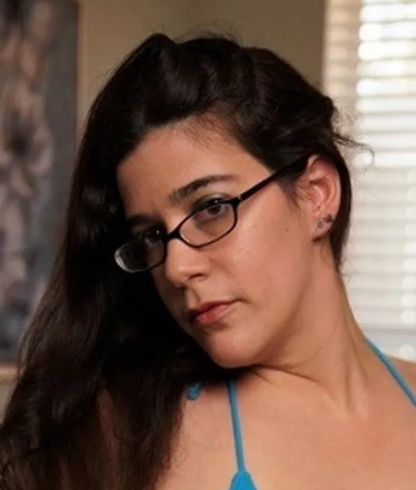 Vicki Verona's BabeWiki Profile