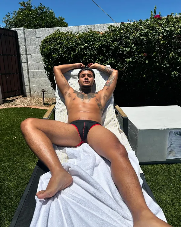 Victor Pleases's photo 4