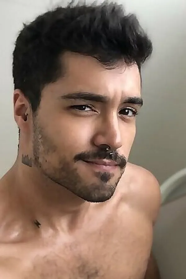 Victor Veiga's BabeWiki Profile