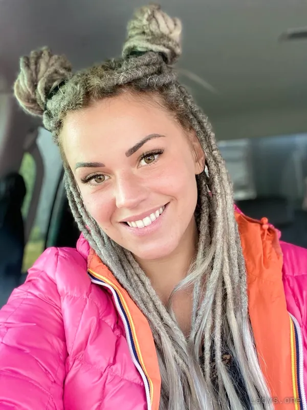 Victoria Alouqua's photo 9