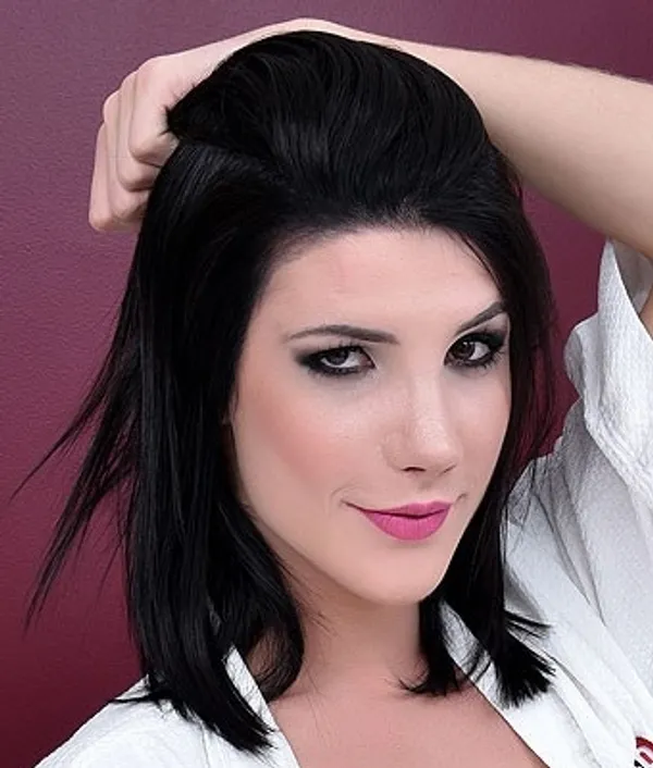 Victoria Carvalho's photo 10