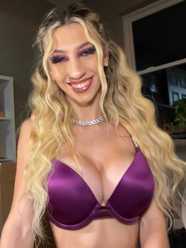 Victoria Casanova's BabeWiki Profile