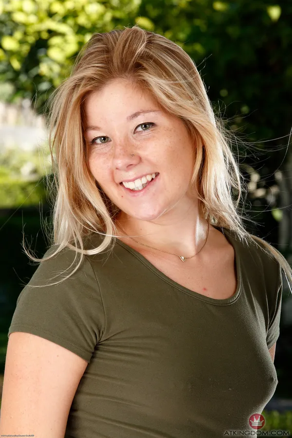 Vienna Rose's photo 4