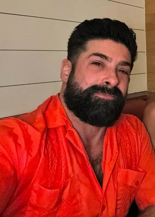 Vincent Jones's BabeWiki Profile