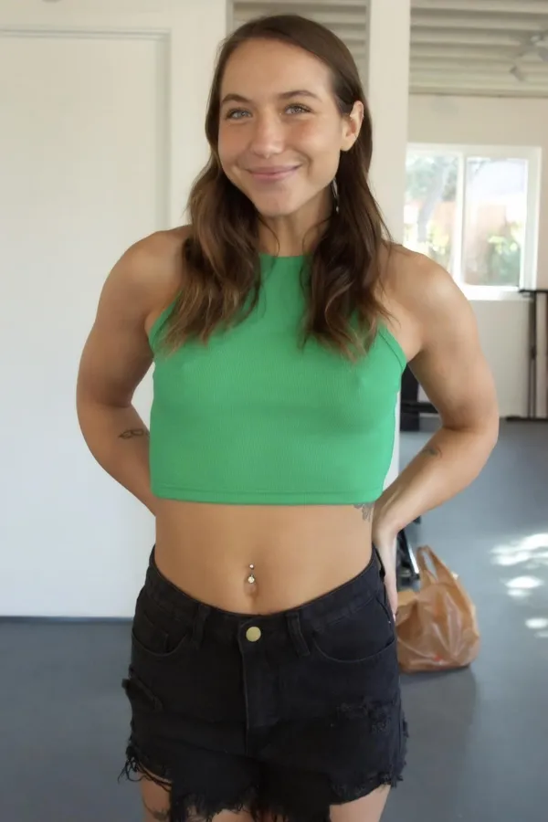 Violet Moore's photo 9