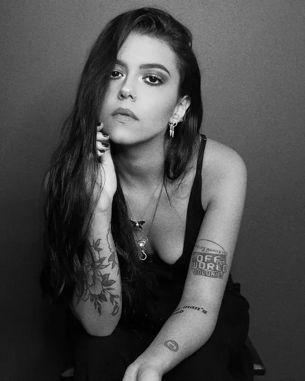 Violet Orlandi's photo 4