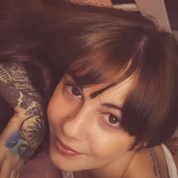 Violet Ren's photo 4