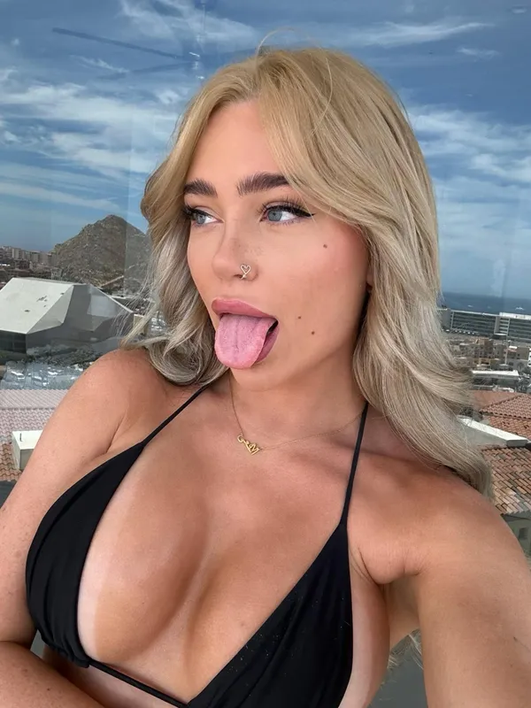 Viper Deme's BabeWiki Profile