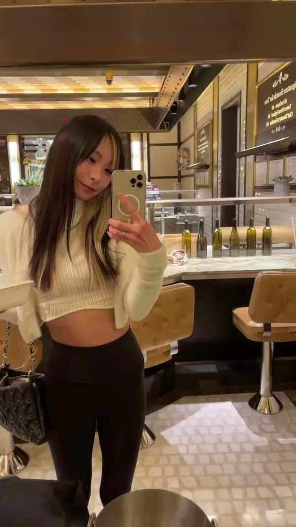 Vivienne Kim's photo 4