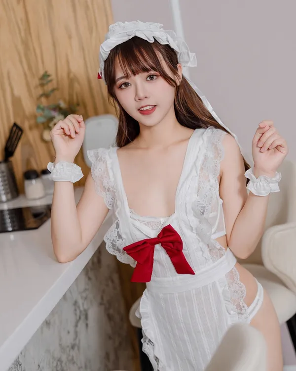 We Rui Xin's photo 3