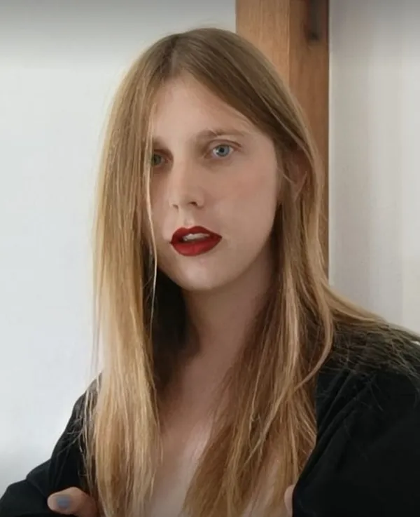 Wendy FeatherSwallow's BabeWiki Profile