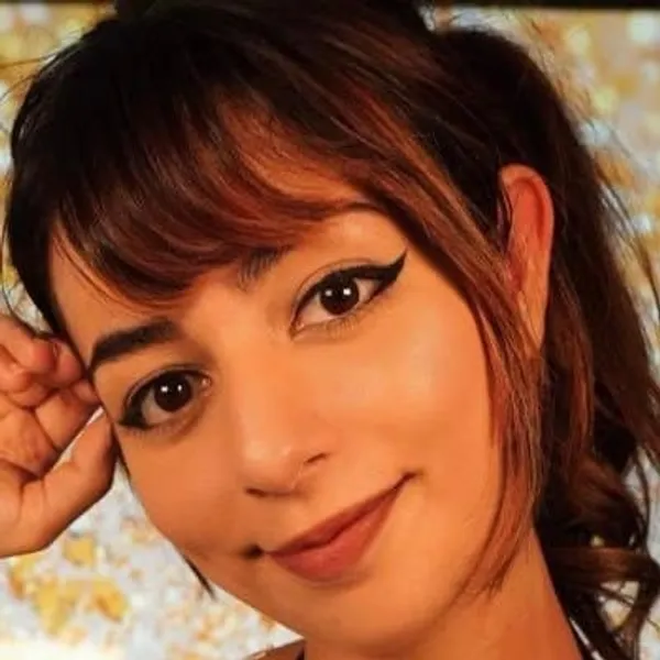 Whitney Banks's BabeWiki Profile