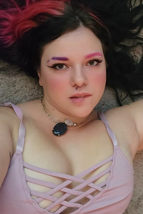 Wynter Nyx's BabeWiki Profile