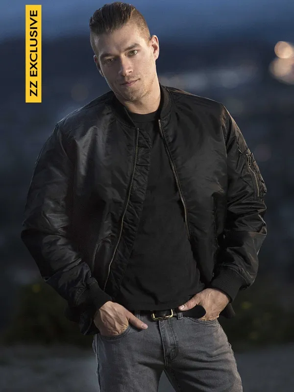 Xander Corvus's photo 5