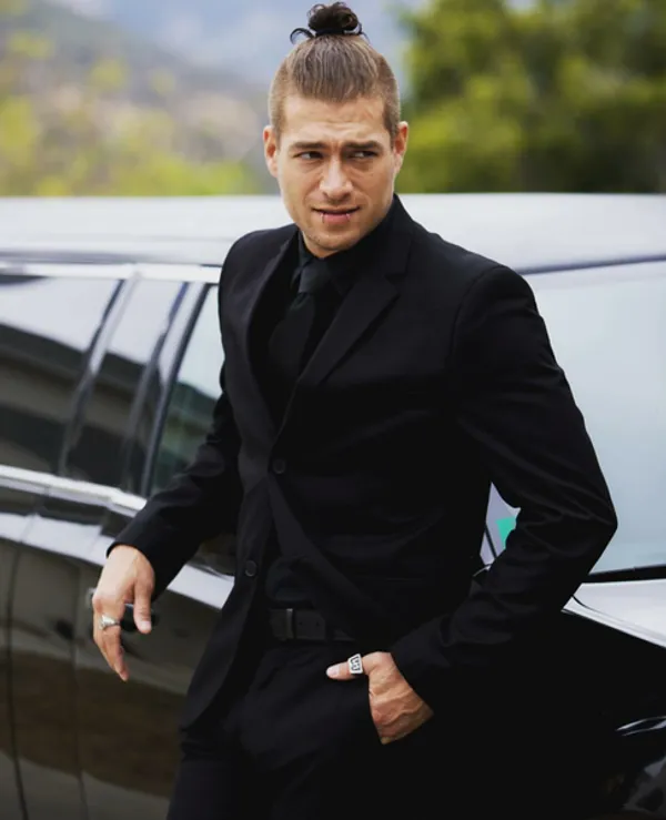 Xander Corvus's photo 8