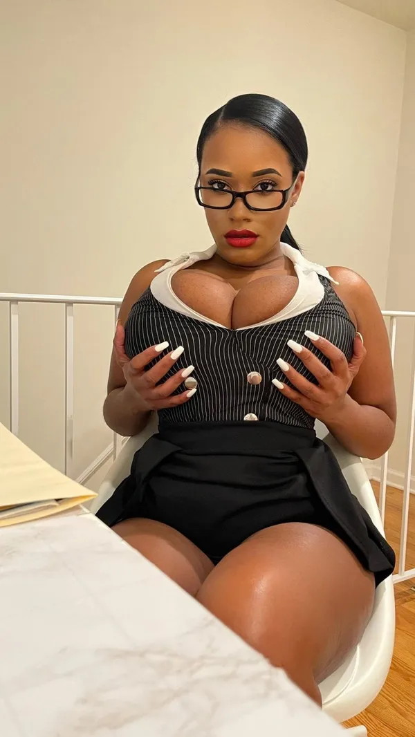 Yani The Body's photo 7