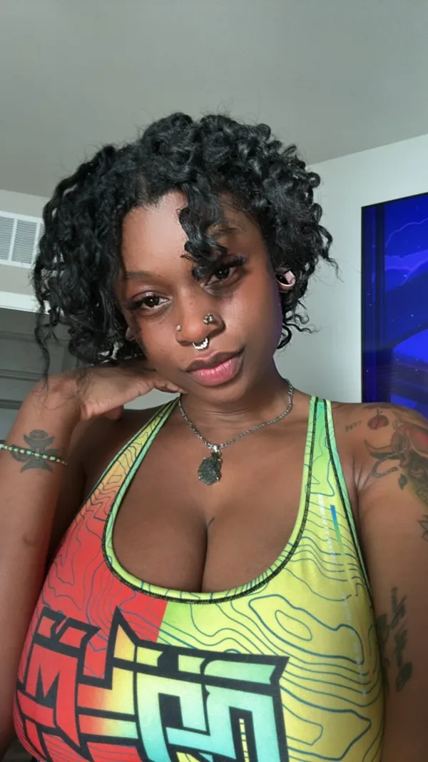 Yannahthefreak's BabeWiki Profile