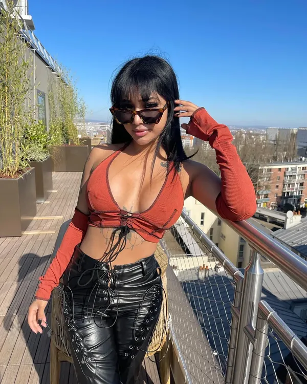 Yasmina Khan's photo 7