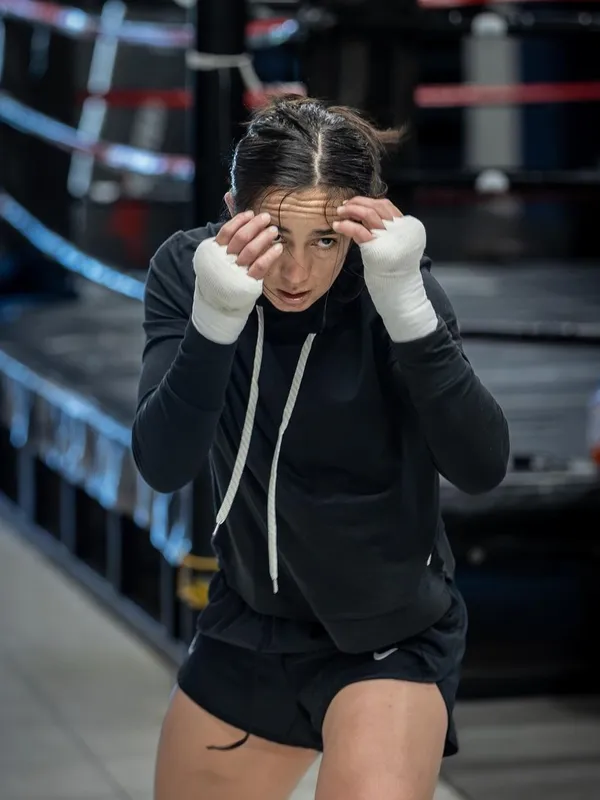 Yazmin Jauregui's photo 9