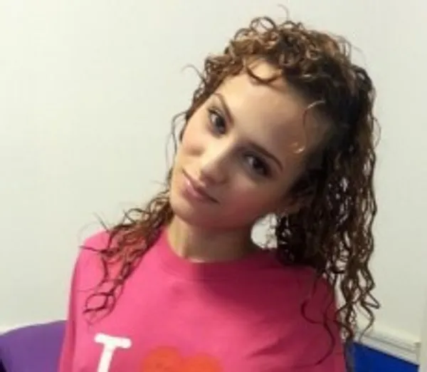 Yelenda Cruz's BabeWiki Profile