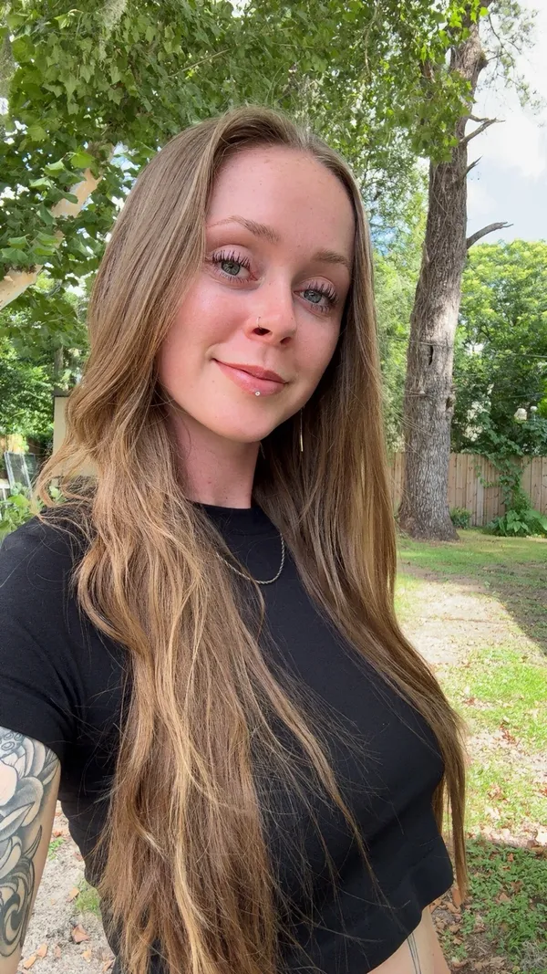 Yenkea's BabeWiki Profile