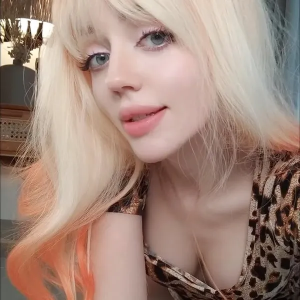 Your Aldora's photo 3