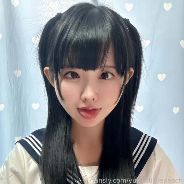 yurinslittlepeach's BabeWiki Profile