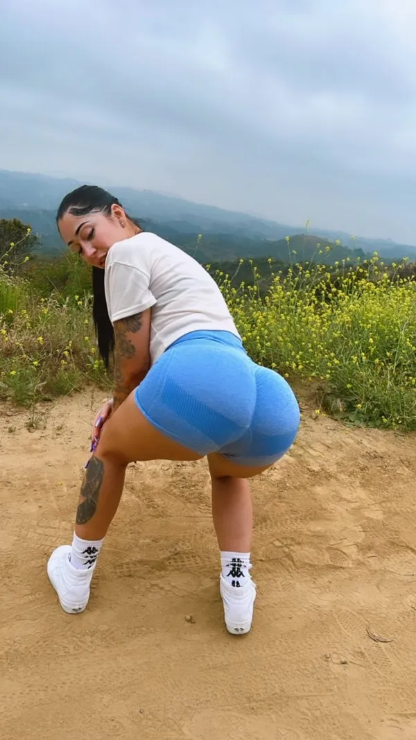 Yvonna Carlo's photo 6