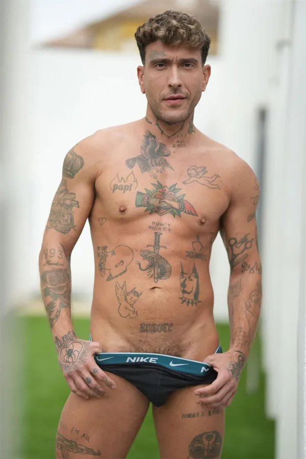 Zac Solan's BabeWiki Profile