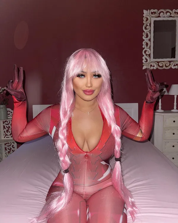 Zarah Staar's BabeWiki Profile