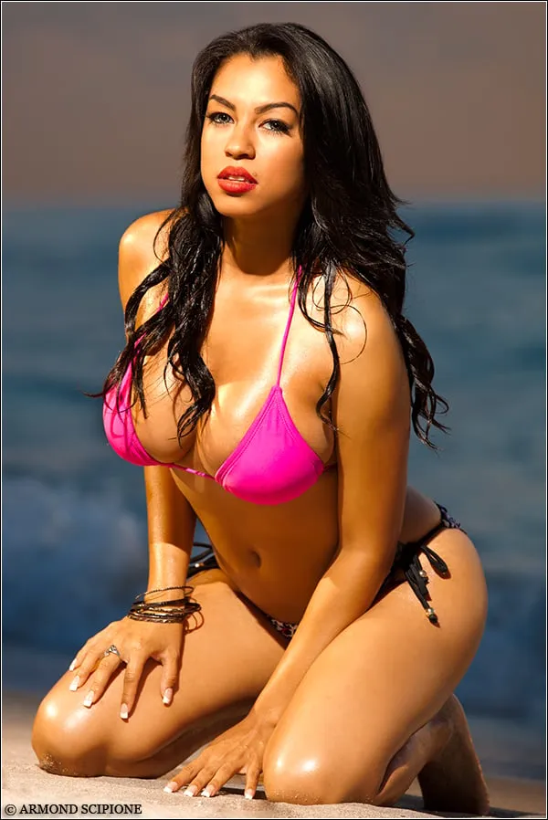 Zashia Santiago's BabeWiki Profile