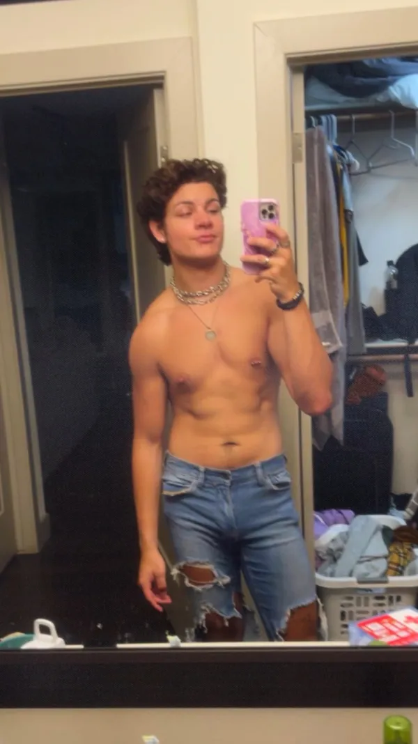 Zeke Hudson's BabeWiki Profile