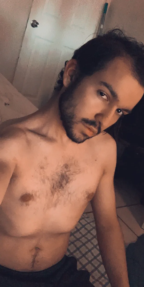 Zekron Grey's photo 3