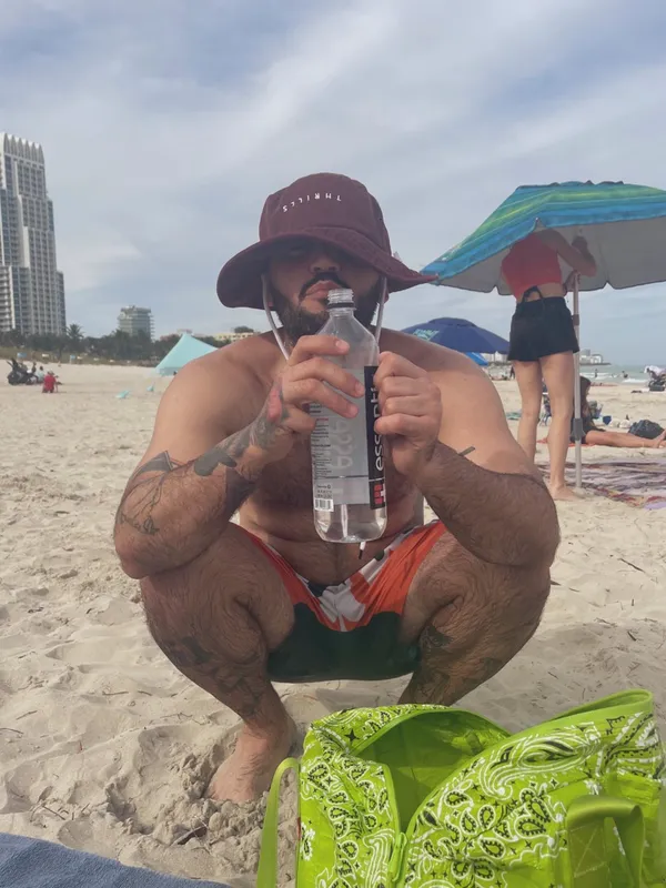 Zeus's BabeWiki Profile